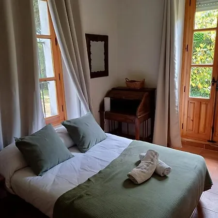 Casa Con Jardin En El Centro Holiday home