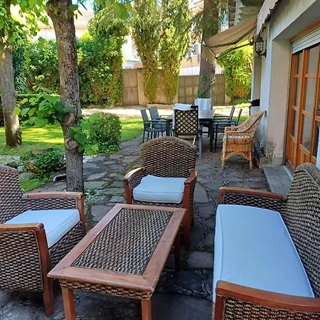 度假居 Casa Con Jardin En El Centro *