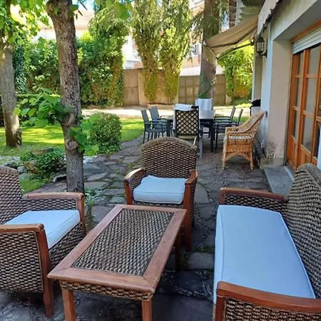 Casa Con Jardin En El Centro Las Navas Del Marques